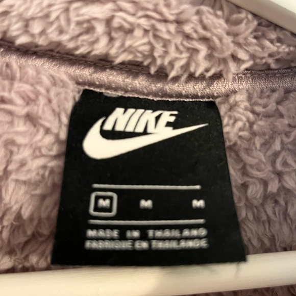 Cropped Nike teddy sweater - Picture 5 of 5